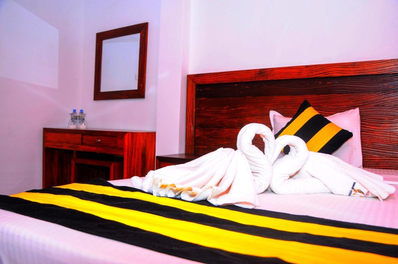Happy Banana Hotel Unawatuna Kültér fotó